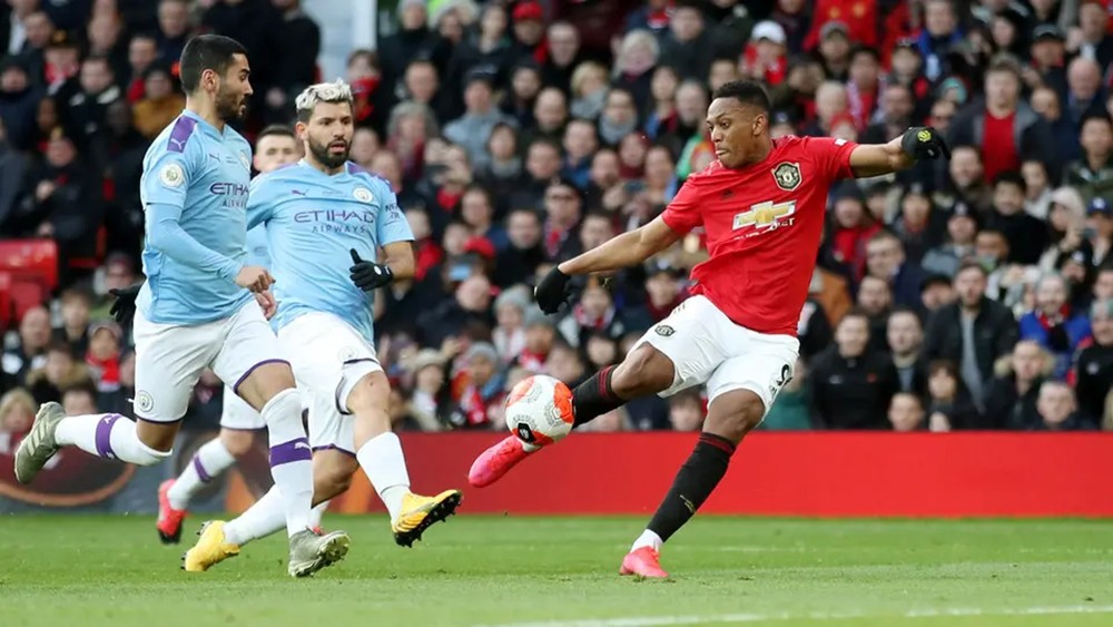 عدم التوصل لاتفاق بخفض رواتب لاعبي الدوري الإنجليزي