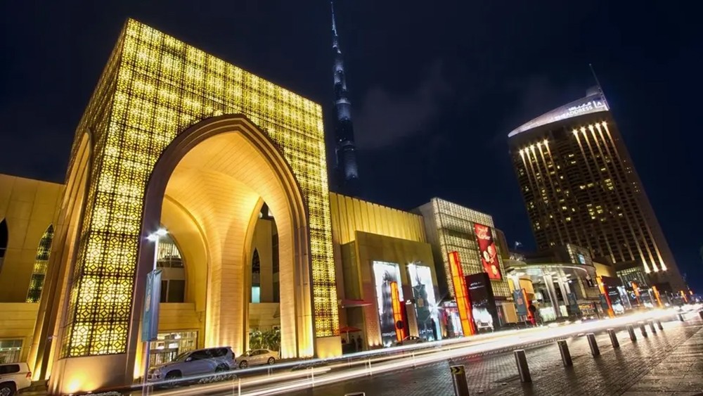 دبي تمدد إغلاق الأنشطة التجارية حتى 18 أبريل