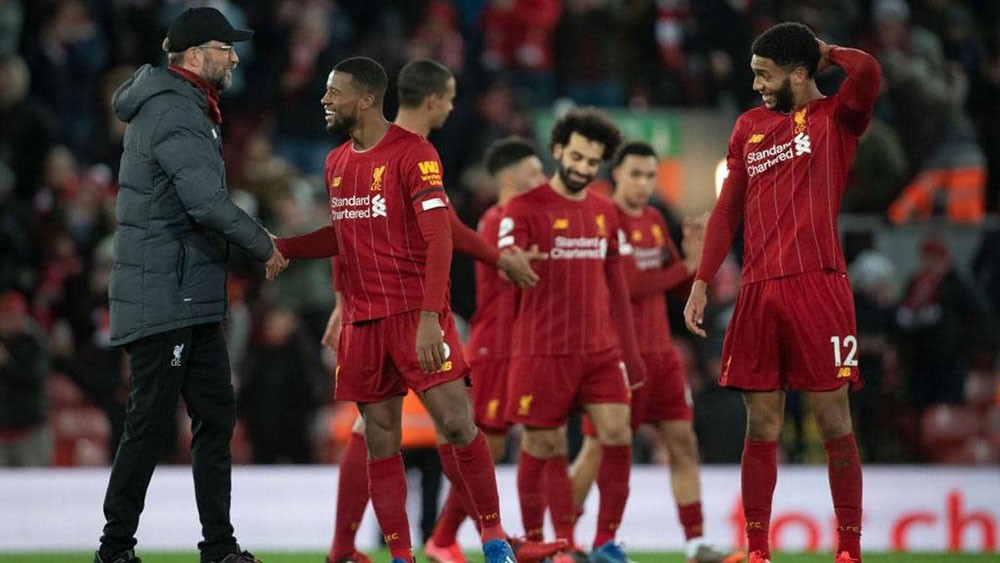 رئيس الاتحاد الأوروبي يغازل ليفربول.. بلقب الدوري