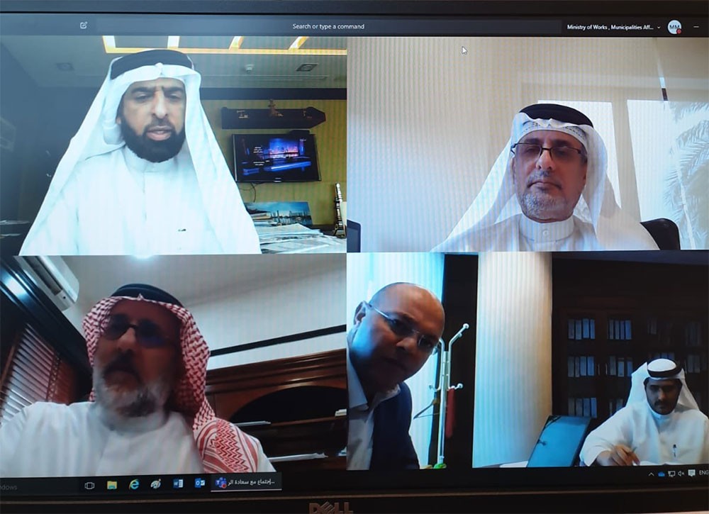 ابوالفتح يبحث مع هيئة النفط الشراكة في مشروعات بالزراعة الحديثة والاستزراع السمكي
