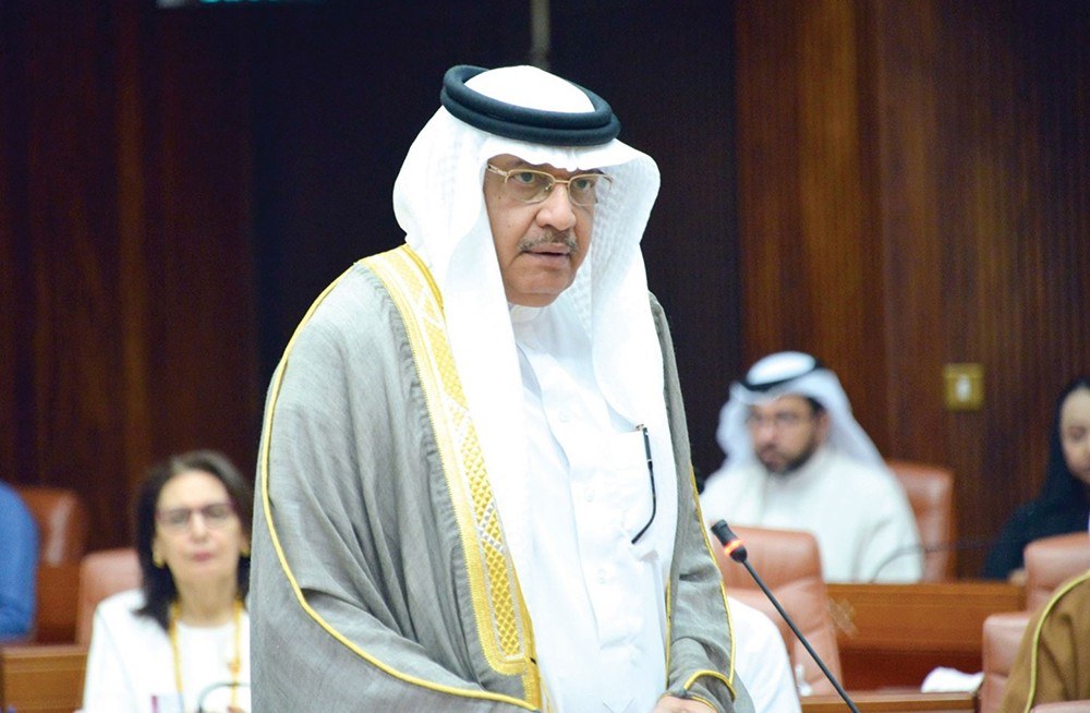 بالفيديو: الحاجي: نقدر نصك اللابتوب؟ .. الصالح يضحك.. والمجلس يقطع الصوت