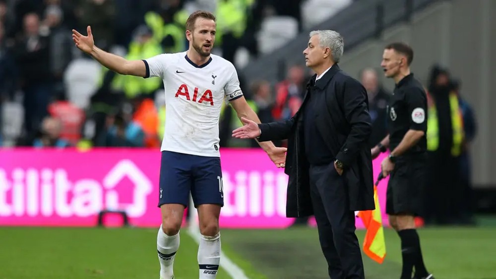 توتنهام يطلب 227 مليون يورو مقابل التنازل عن كين