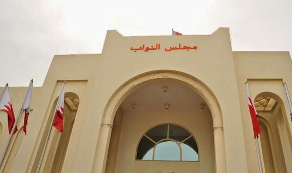 "خدمات النواب": لترحيل الأجانب العاطلين