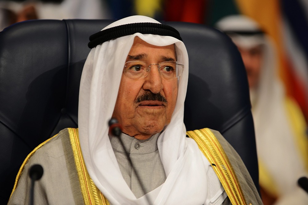 أمير الكويت: لن ننجح في مكافحة كورونا بدون الالتزام بالإجراءات الصحية