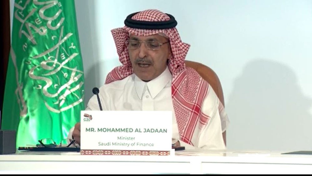 الجدعان: السعودية تدرس عودة حركة الاقتصاد