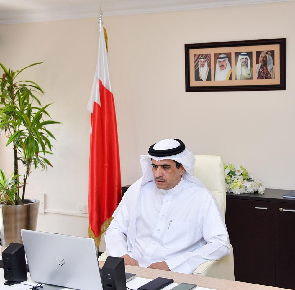 وزير الإعلام يترأس الاجتماع الثاني لمجلس أمناء معهد التنمية السياسية