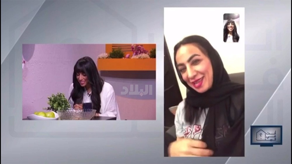 بالفيديو: بتول طلبت لحظات لارتداء الحجاب.. وبوكمال: "اذا طلعتي وما قلتي انك لابسه الحجاب بتسوون لنا سالفه"