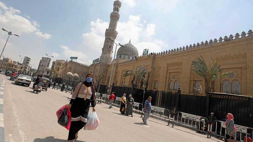 مصر تعلن "خطة التعايش" مع كورونا