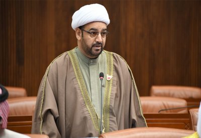 بوحسين: تصريحات الحرس الثوري الإيراني عنتريات جوفاء هدفها التأزيم
