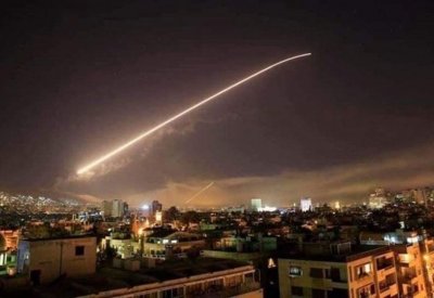 قصف اسرائيلي على "مركز البحوث" في حلب.. والدفاعات الجوية السورية تتصدى
