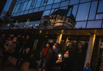  رغم جائحة كورونا.. دولة أوروبية تقرر إجراء انتخابات عامة 