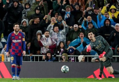  حارس ريال مدريد يثير الجدل.. "الوصيف أحق بلقب الليغا" 