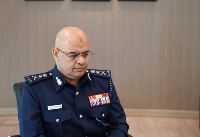 رئيس الأمن العام : البحرين تعاملت مع "كارثة كورونا" استنادا إلى بنية تحتية قوية