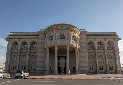المكتبة الالكترونية للشارقة تستقطب الالاف