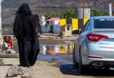 عدن "مدينة موبوءة".. كورونا وأمراض أخرى تنتشر