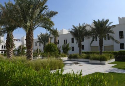 وزير الاسكان : مرافق مدينة خليفة ستسهم في رفع المستوى المعيشي للمواطنين