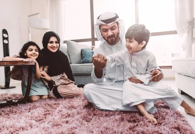 تساؤلات الأطفال حول فايروس كورونا.. خيالات واسعة وتحديات للعائلة