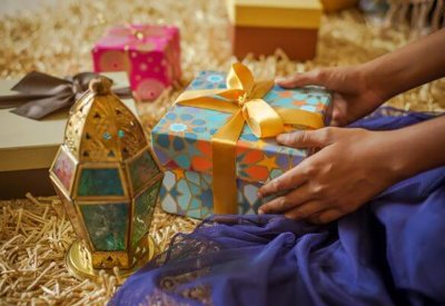 مشاعر بلون العيد وأمنيات بمذاق الفرح وعيدكم مبارك