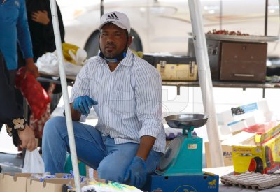 بالصور: عيون الشرطة بالمرصاد لمن لا يرتدي الكمامة.. وأكثر من 774 مخالفا