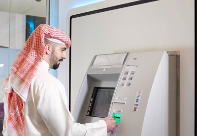نفاد النقد بعدد من ماكنات الصرافة