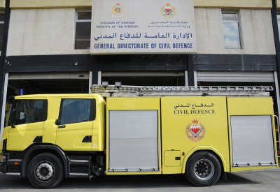 الدفاع المدني يخمد حريقا في مخلفات زراعية بالمقشع