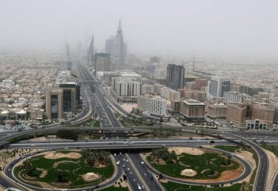 السعودية تعلن خطة ومواعيد العودة للحياة الطبيعية