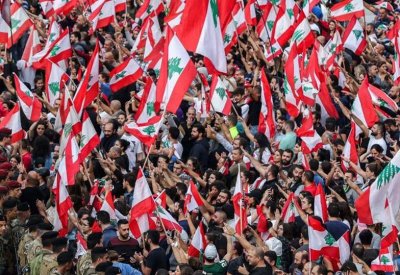 البرلمان اللبناني يقر قانون رفع السرية المصرفية عن المسؤولين
