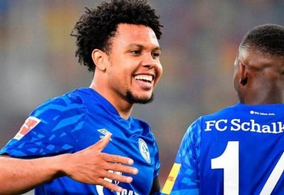 لاعب أميركي يتضامن مع فلويد على طريقته الخاصة 