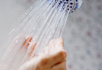 فوائد للاستحمام بالماء البارد