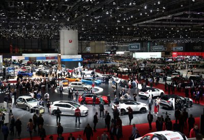 جنيف للسيارات قد لا يعود قبل عام 2022