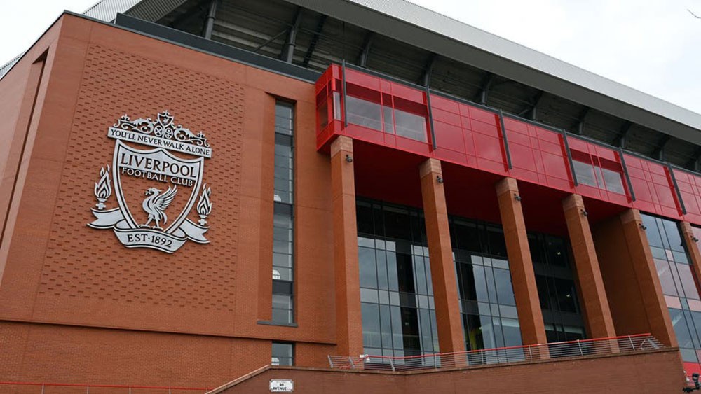 ليفربول "محبط" من تصريح رئيس البلدية بإنهاء الموسم