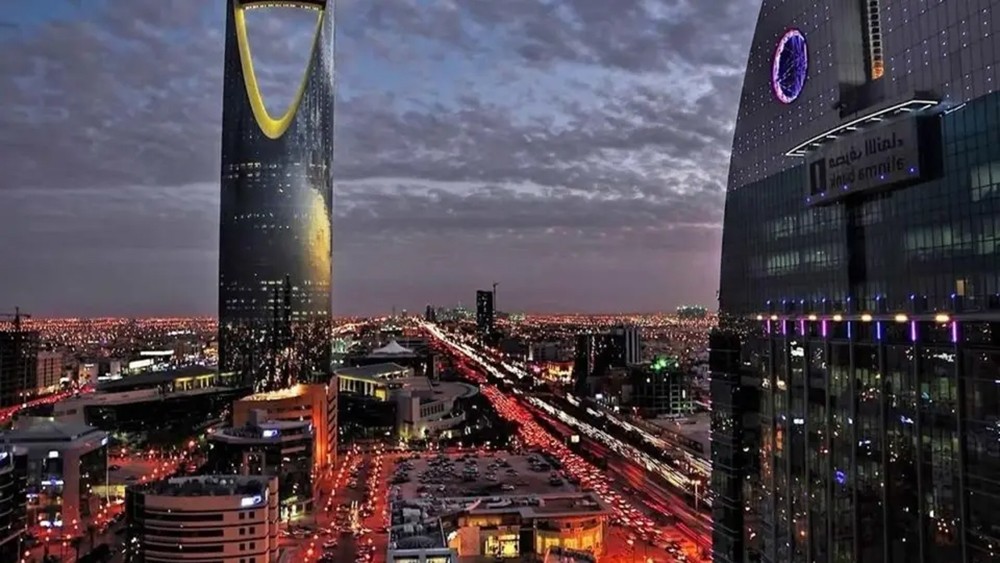 أداء قوي للسندات السعودية بعد تعديل موديز لنظرتها المستقبلية