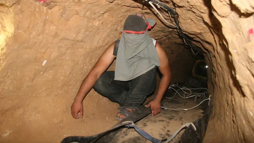 مصر.. دمرنا 3 آلاف نفق مع قطاع غزة يتسلل منها الإرهابيون