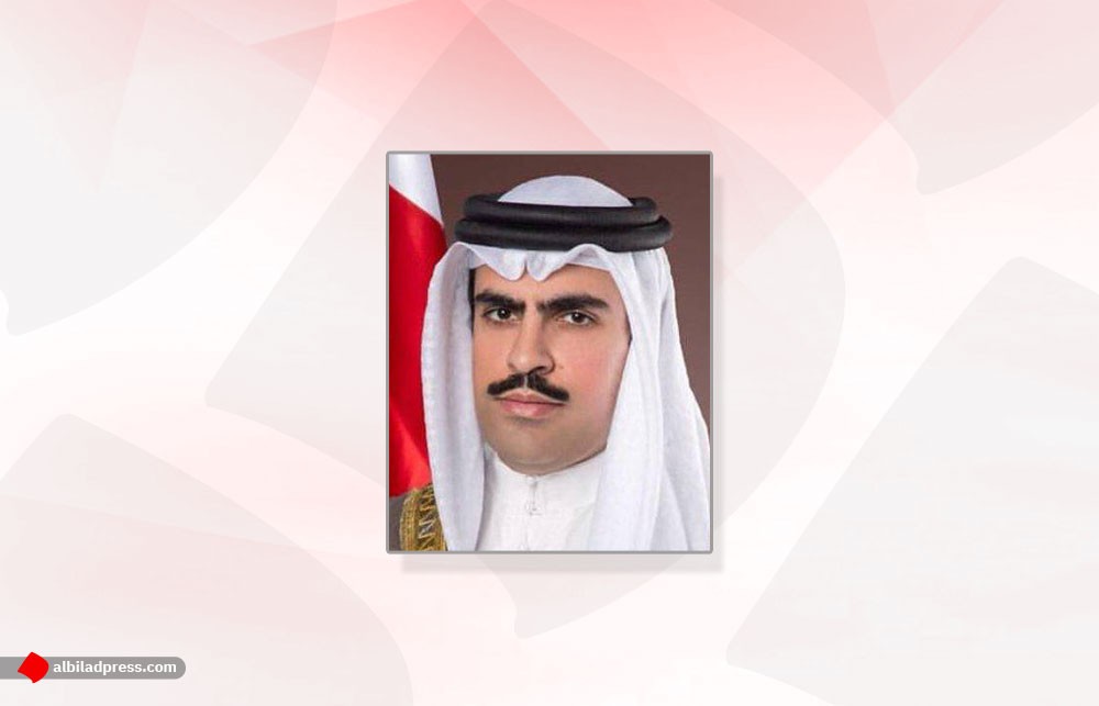 سفير البحرين في واشنطن يلتقي عددا من الطلبة البحرينيين المبتعثين عبر الاتصال المرئي