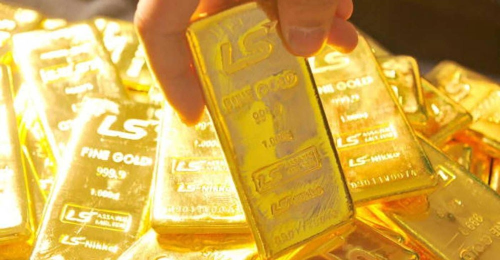 الذهب يتراجع بعد استبعاد "أسعار الفائدة السلبية"