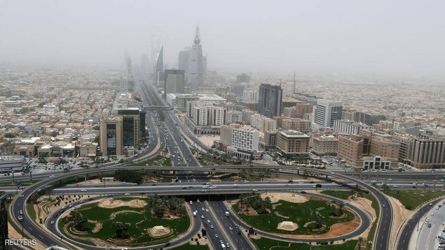 السعودية تعلن خطة ومواعيد العودة للحياة الطبيعية