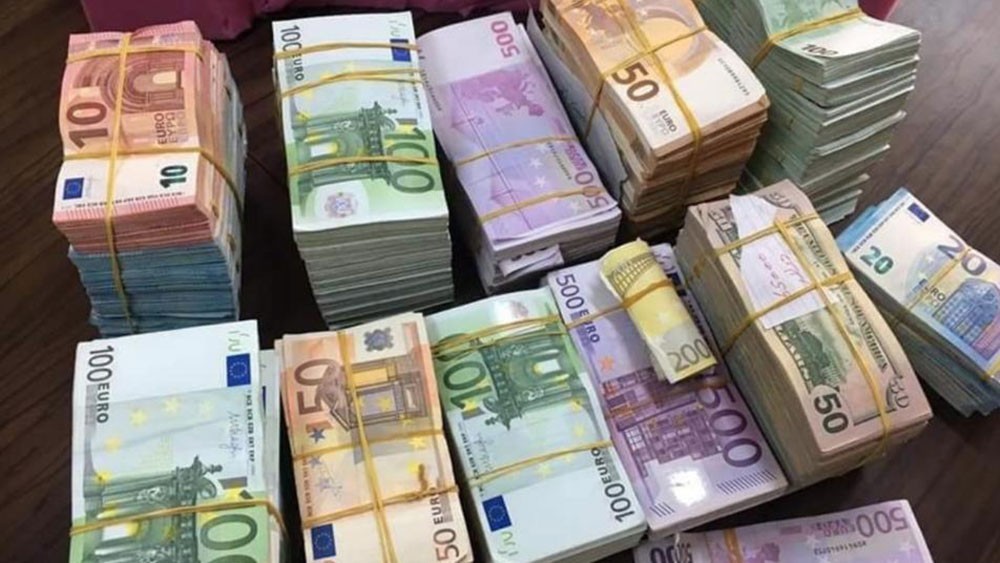 تحسن ثقة المستثمرين في التعافي من "كورونا" يدعم اليورو