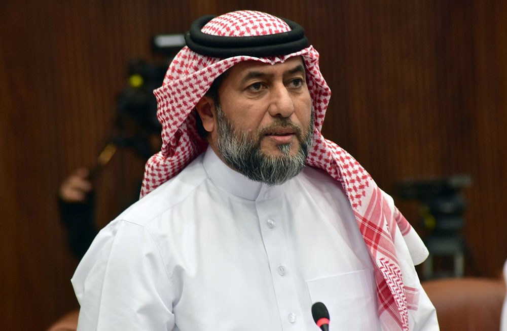 بو حمود يطالب بالتراجع عن قرار حرمان العاملين من  مكافآتهم بمراكز تحفيظ القرآن الكريم
