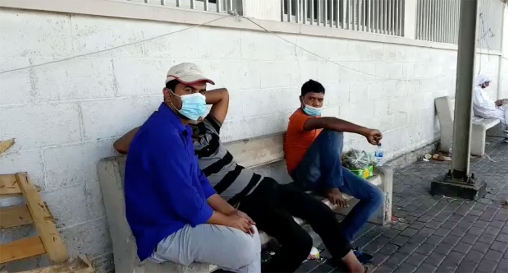 هل يدرك الوافدون "فعليًا" أهمية الالتزام والوقاية من "كورونا"؟