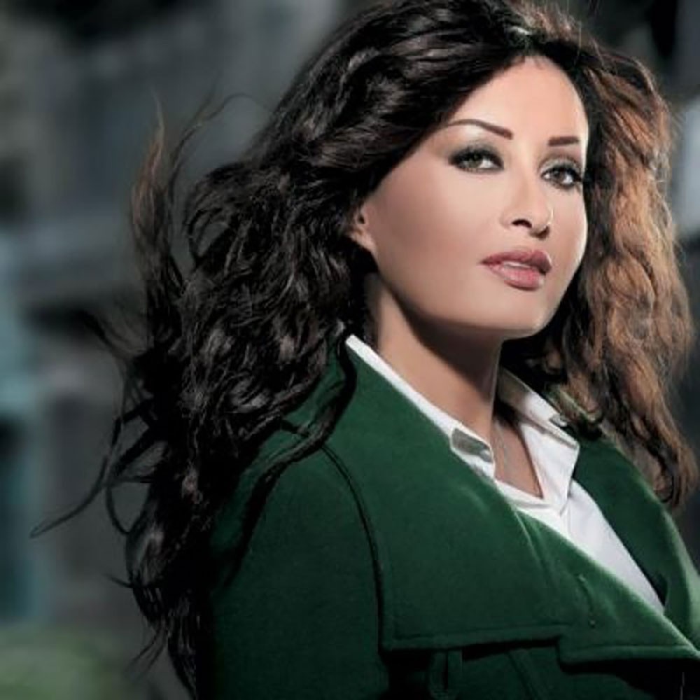 "للشمس" أغنية جديدة من النجمة التونسية لطيفة