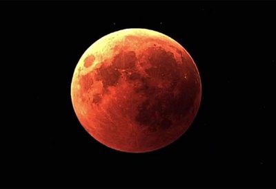 العالم على موعد مع “الخسوف الكاذب” الجمعه