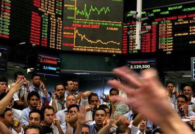 أسهم أوروبا تلحق بموجة الصعود العالمية.. وسهم رينو يقفز 7%