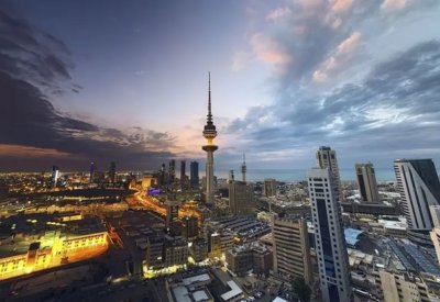 الكويت تسعى لخفض نسبة العمالة الأجنبية للنصف