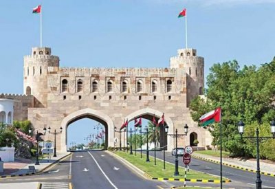 معالجات اقتصادية بالكويت وعُمان لآثار كورونا