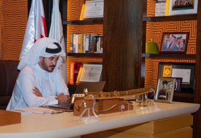 خالد بن حمد يرأس الاجتماع الاسبوعي للجنة "استجابة"