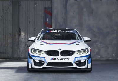 شراكة تقنية لتقديم BMW M4 GT4