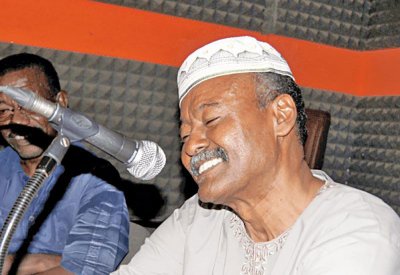 وفاة الأديب السوداني عزالدين هلالي