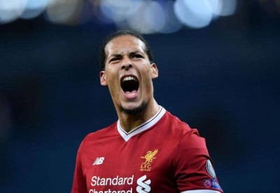  فان دايك يرفض عرض سان جرمان "الخيالي" وليفربول يكافئه 