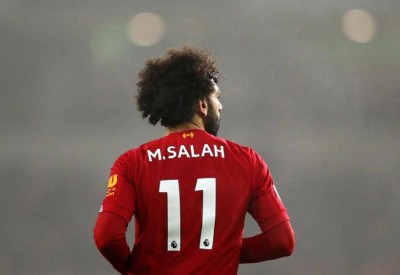 الإصابة تهدد محمد صلاح بالغياب عن "ديربي ليفربول"