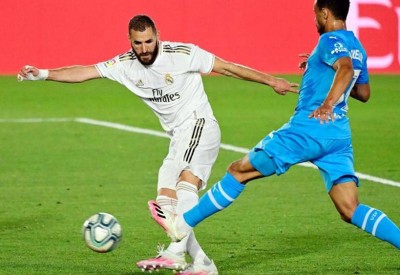 ريال مدريد يكتسح فالنسيا في مباراة "الأهداف الاستثنائية"